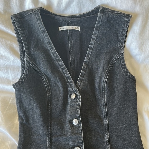 Abercrombie Mara Denim Vest Dress, black - Picture 4 of 4